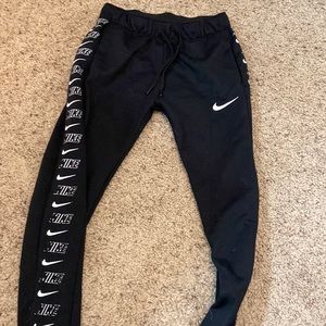 Nike pants
